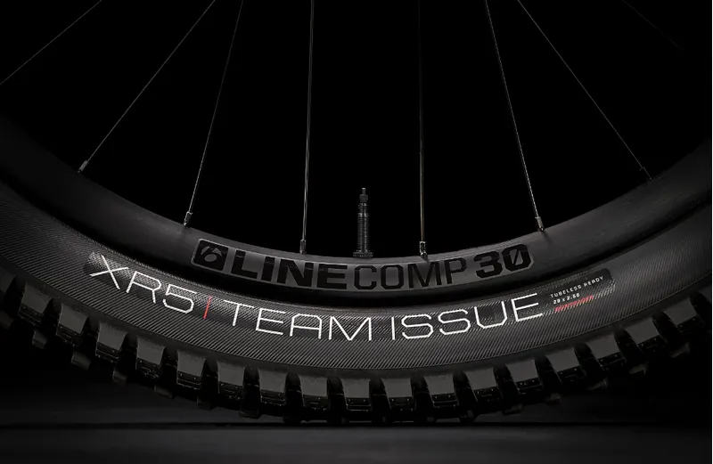 Trek Slash 7 Deore Xt 29 Full Suspension Mountain Bike 2023 in Mercury-5